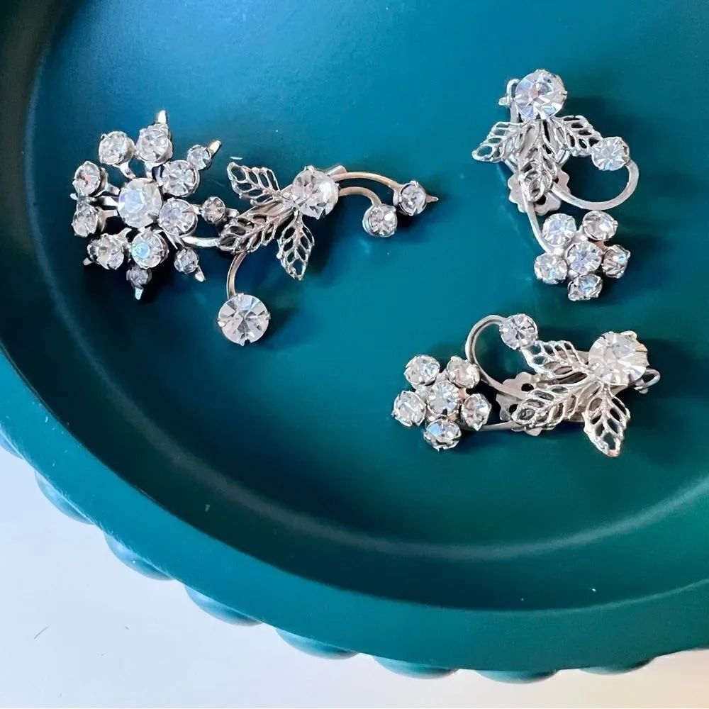 Sparkly 3 Pc Vintage MCM 1950s 1960s Rhinestone Floral Clip Earrings Brooch Set